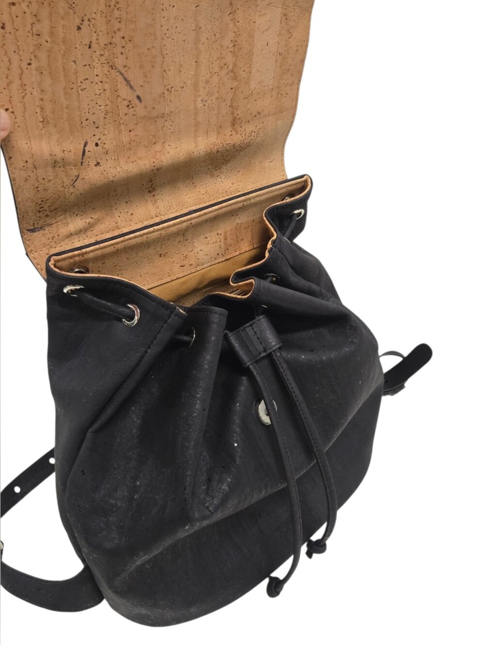 Cork Handmade cork backpack - Picture 6 of 16